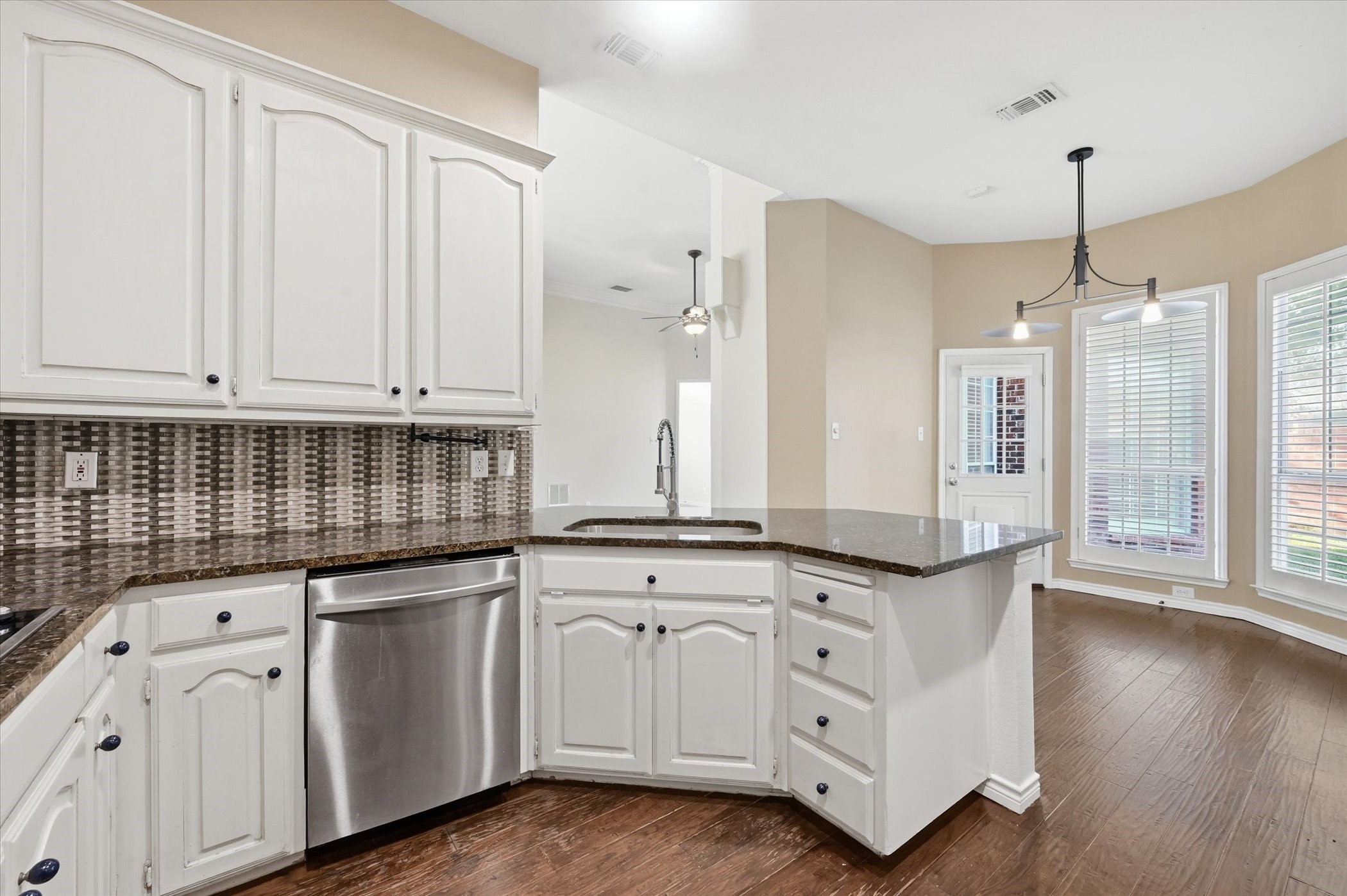 8501 Mustang Drive Irving TX 75063