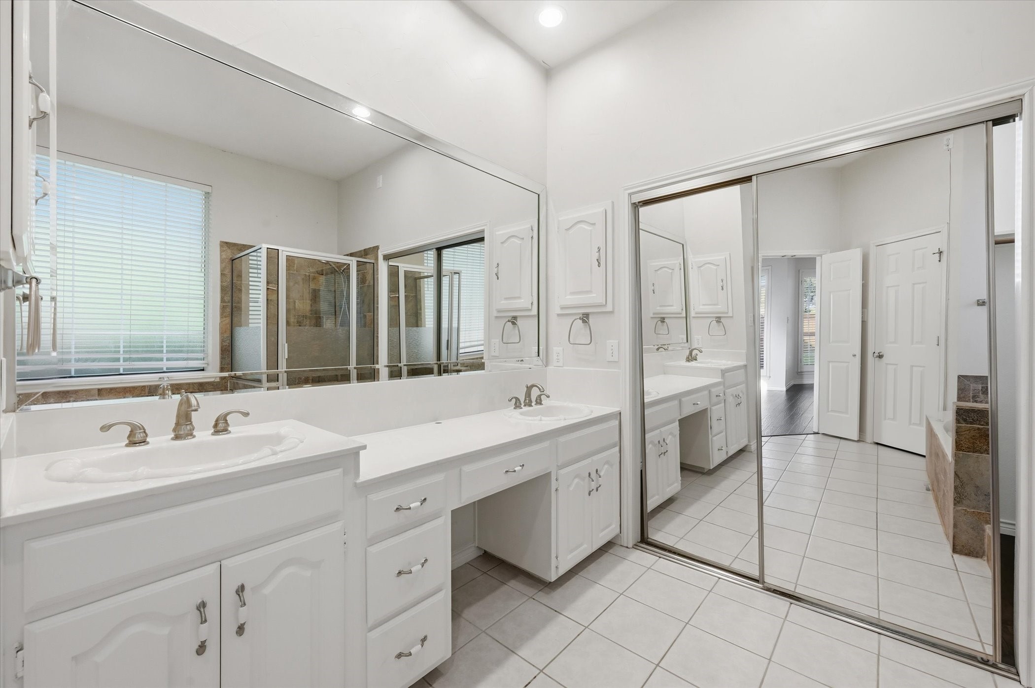 8501 Mustang Drive Irving TX 75063