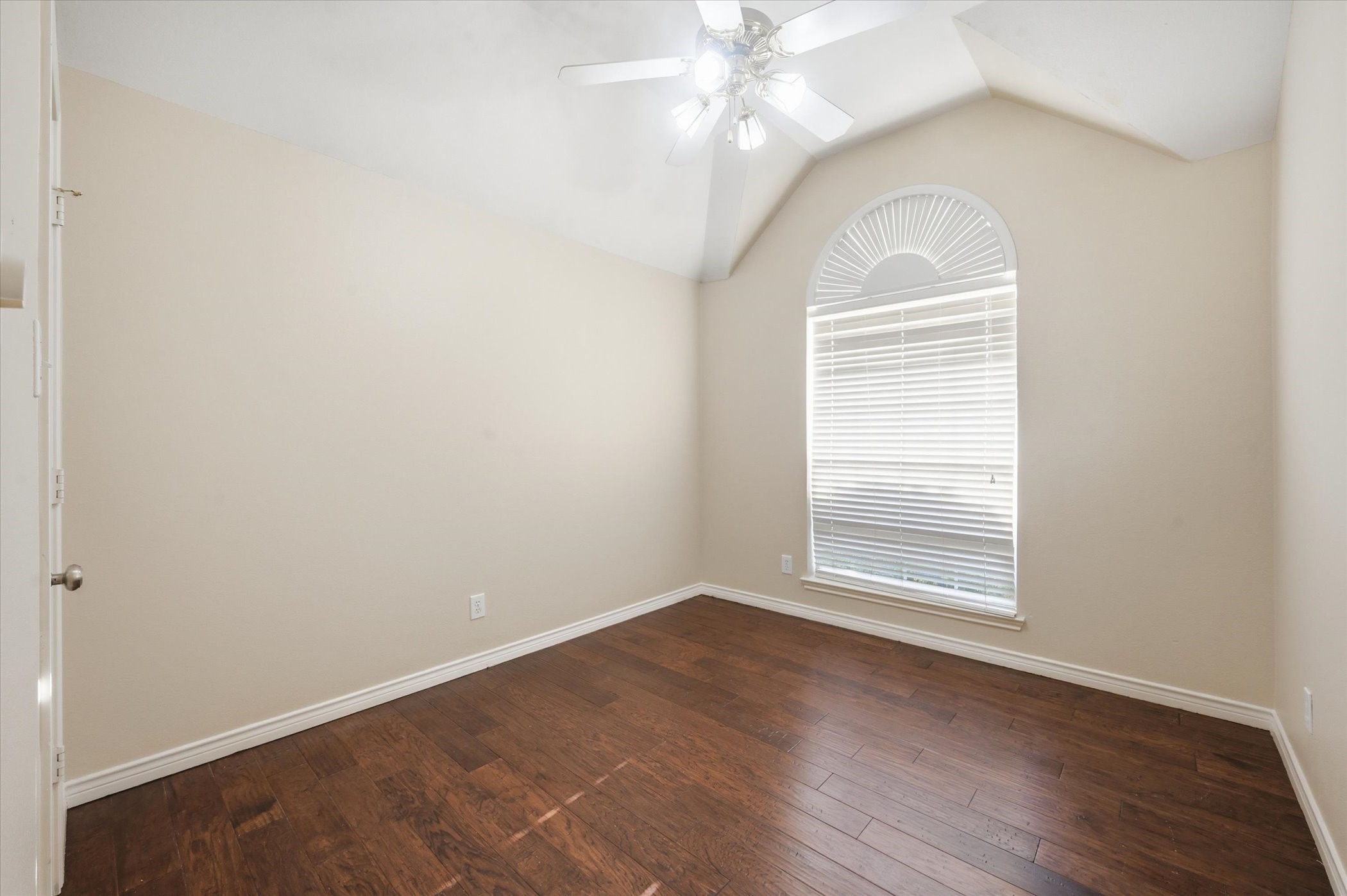 8501 Mustang Drive Irving TX 75063