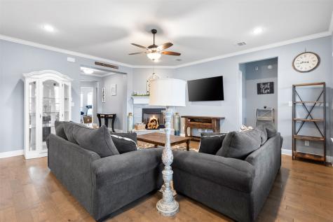 806 Summer Grove Drive Midlothian TX 76065
