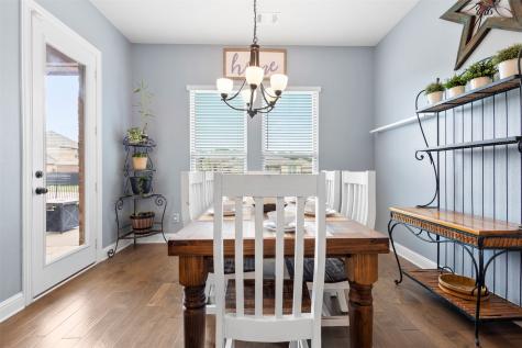 806 Summer Grove Drive Midlothian TX 76065