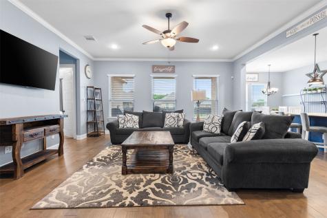 806 Summer Grove Drive Midlothian TX 76065