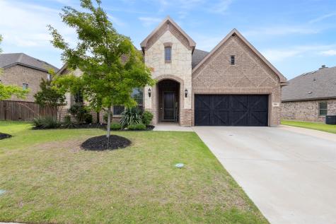 806 Summer Grove Drive Midlothian TX 76065