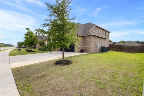 806 Summer Grove Drive Midlothian TX 76065