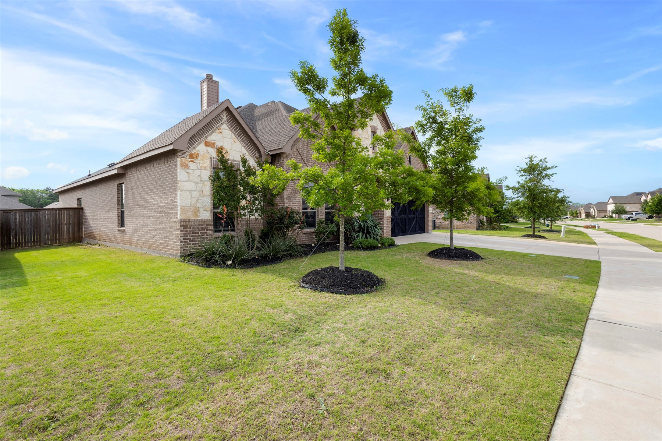 806 Summer Grove Drive Midlothian TX 76065