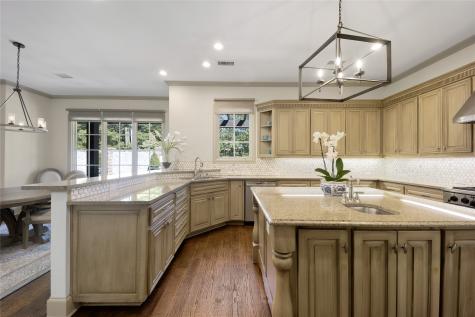 6615 Meadow Road Dallas TX 75230