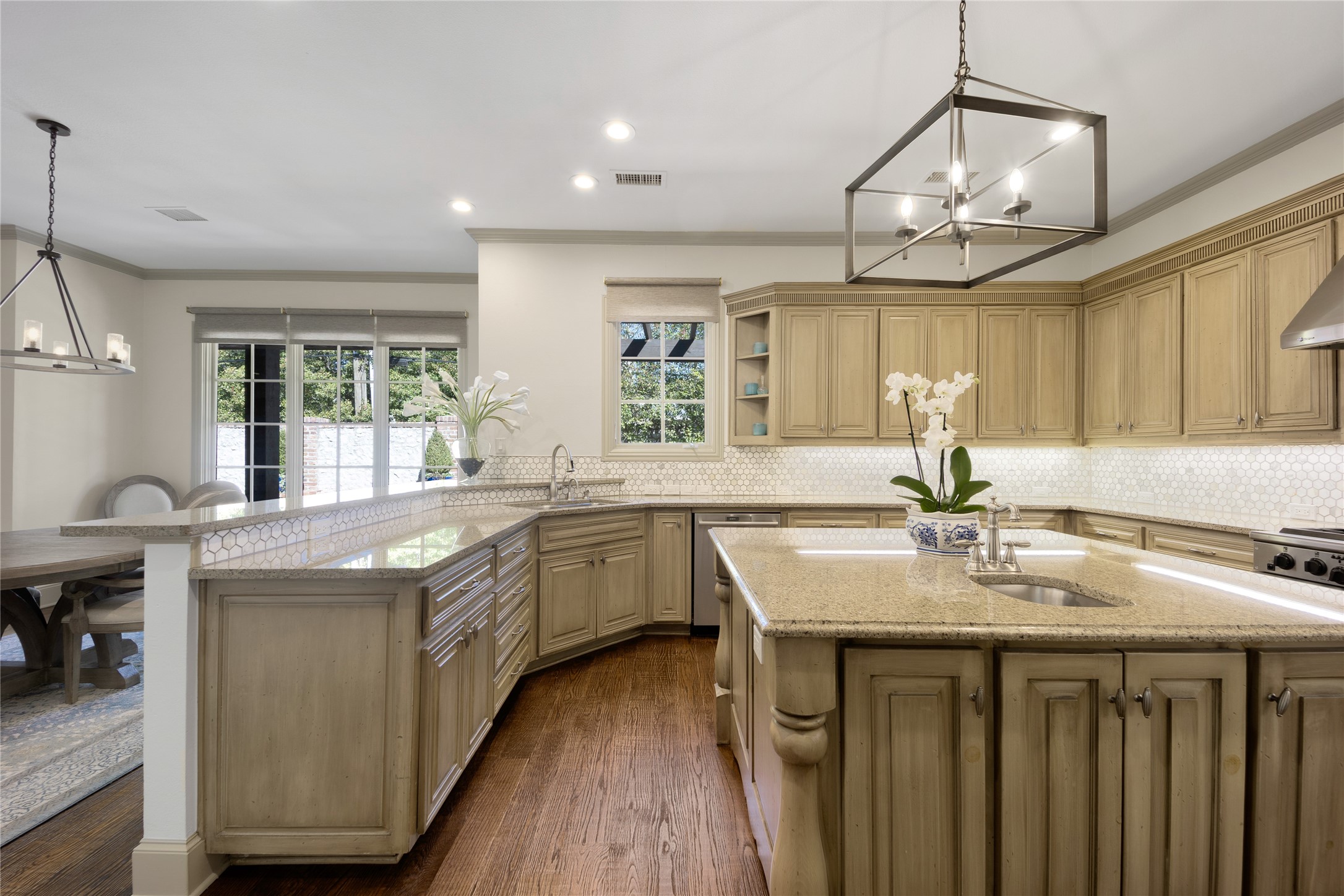 6615 Meadow Road Dallas TX 75230