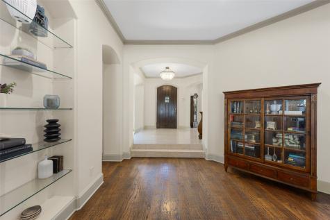 6615 Meadow Road Dallas TX 75230