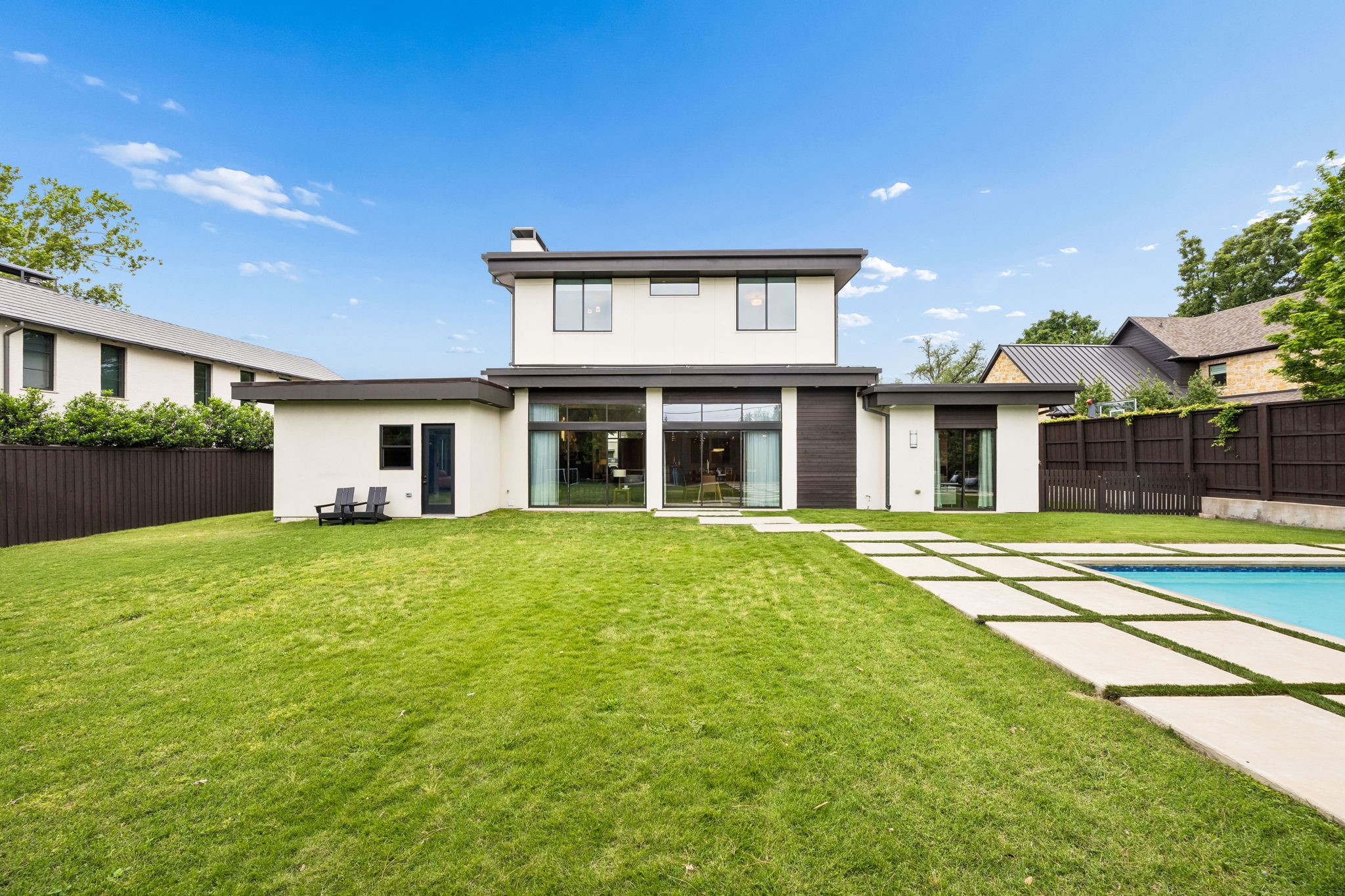 4558 Ridge Road Dallas TX 75229