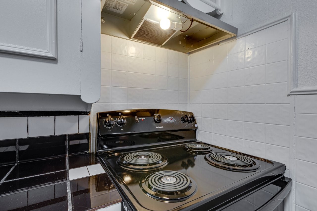 617 Wilson Street Lancaster TX 75146