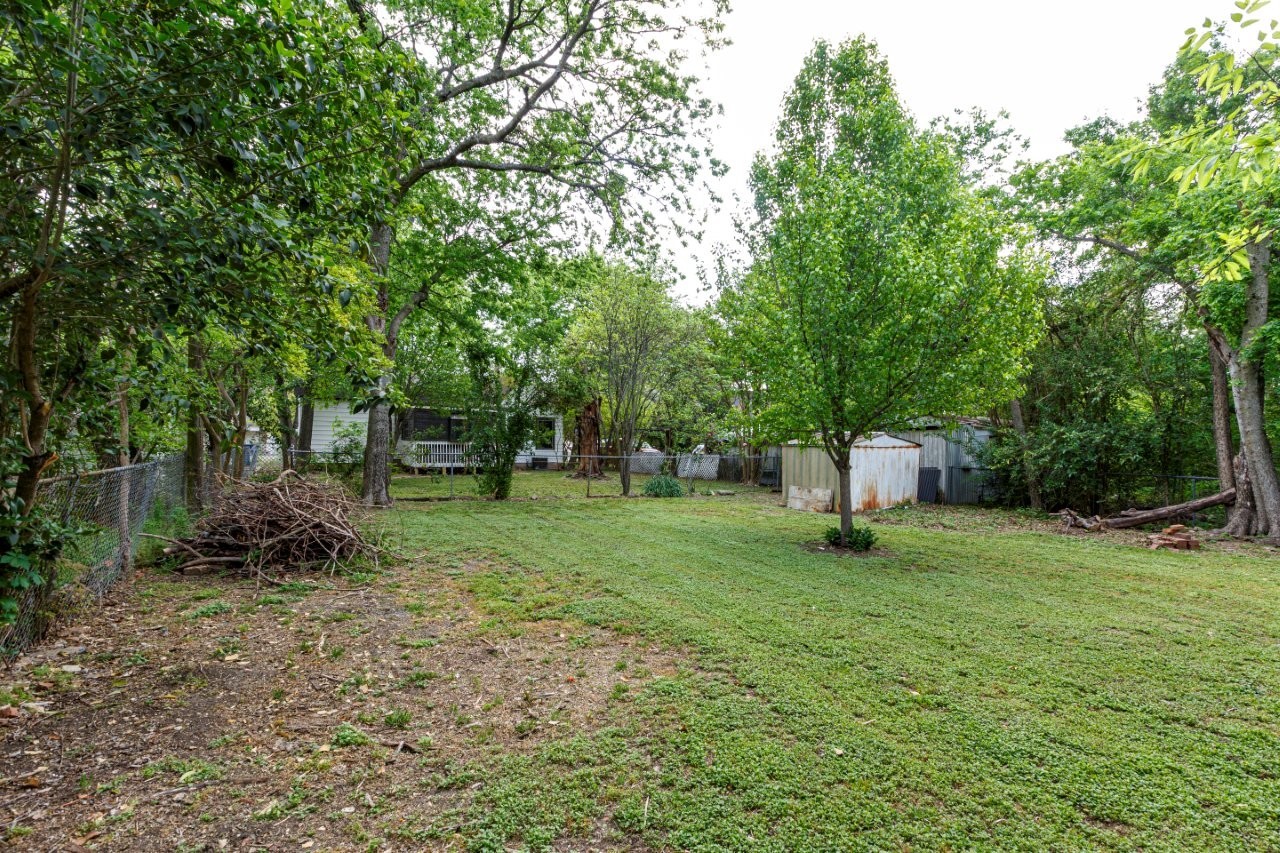 617 Wilson Street Lancaster TX 75146