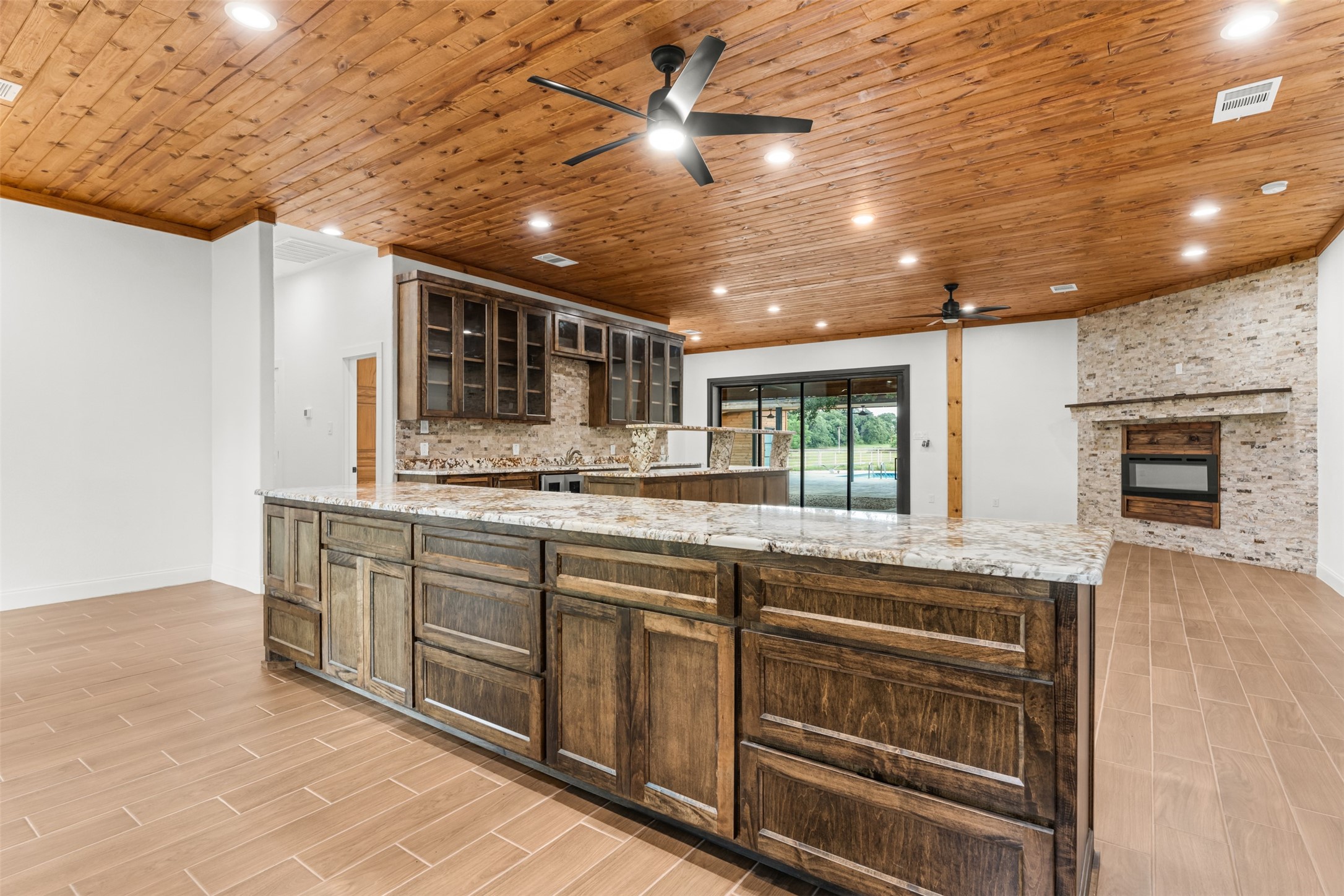 1215 E Stegall Road Robinson TX 76706