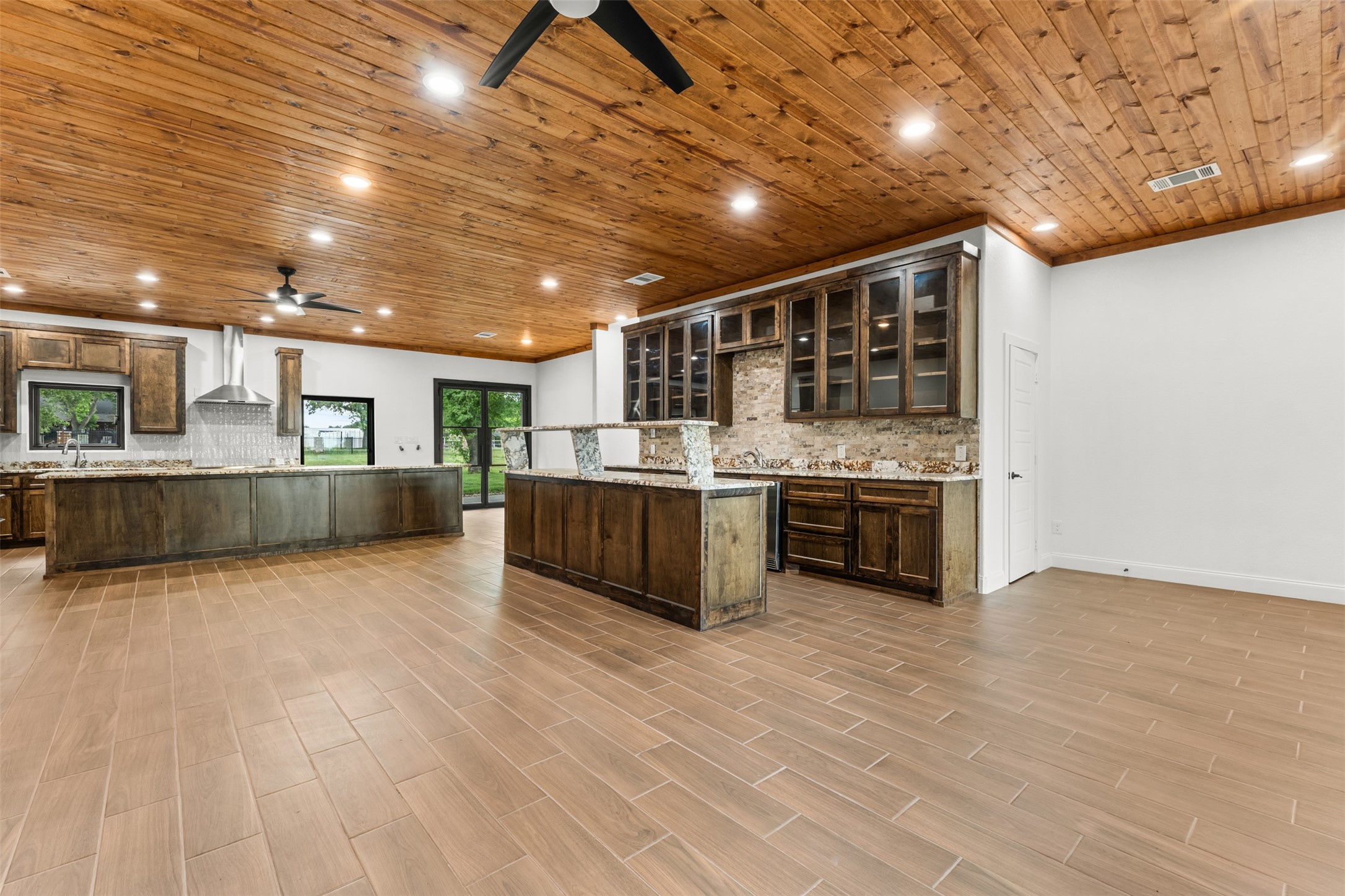 1215 E Stegall Road Robinson TX 76706