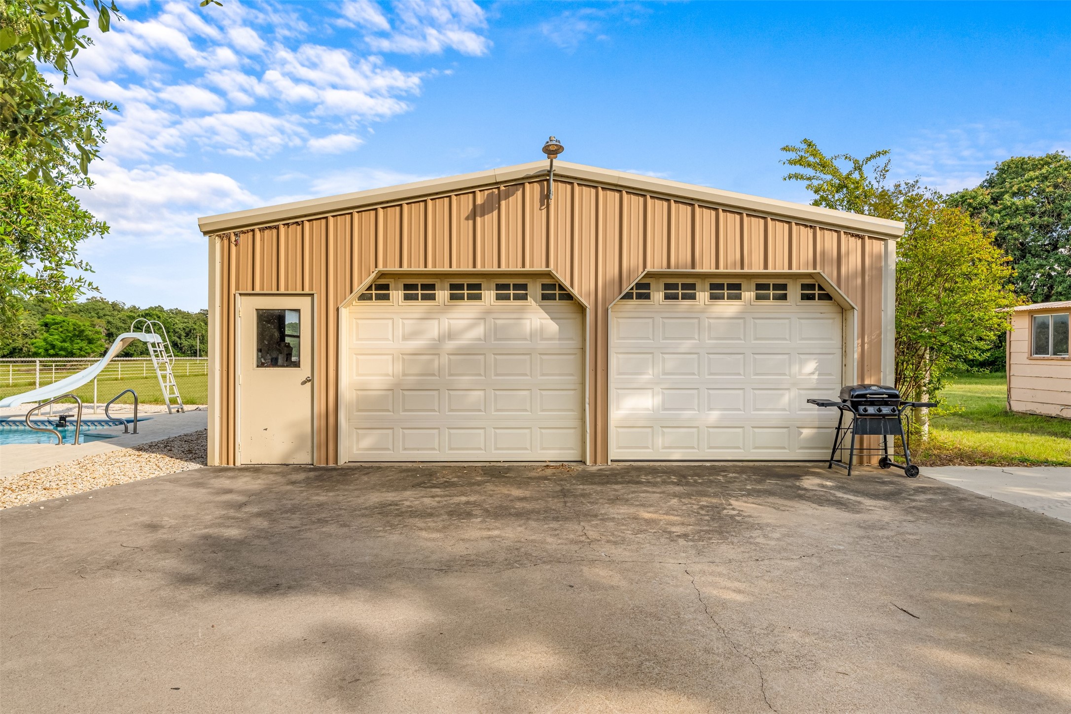 1215 E Stegall Road Robinson TX 76706