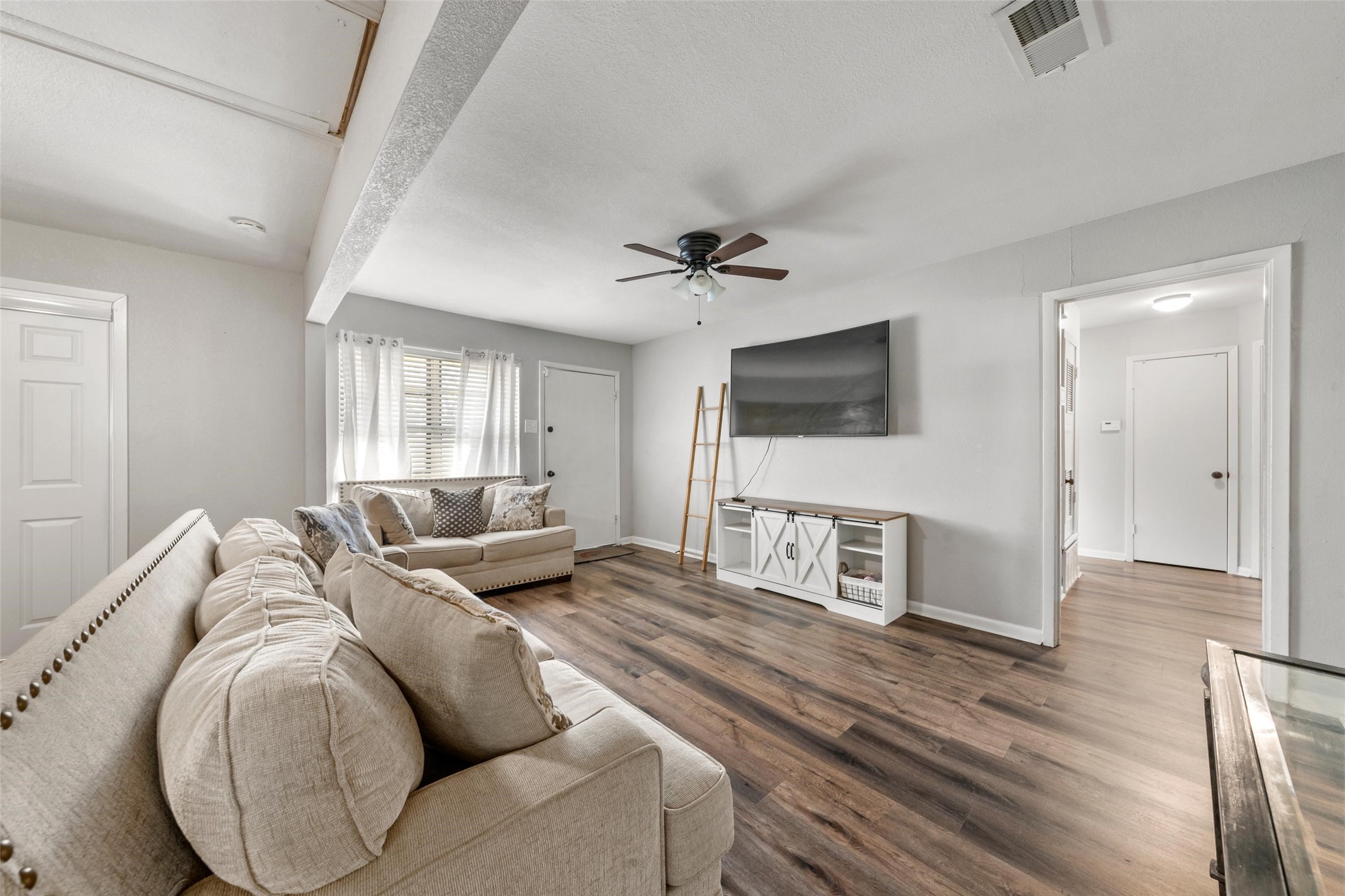 706 Horseshoe Drive Beverly Hills TX 76711