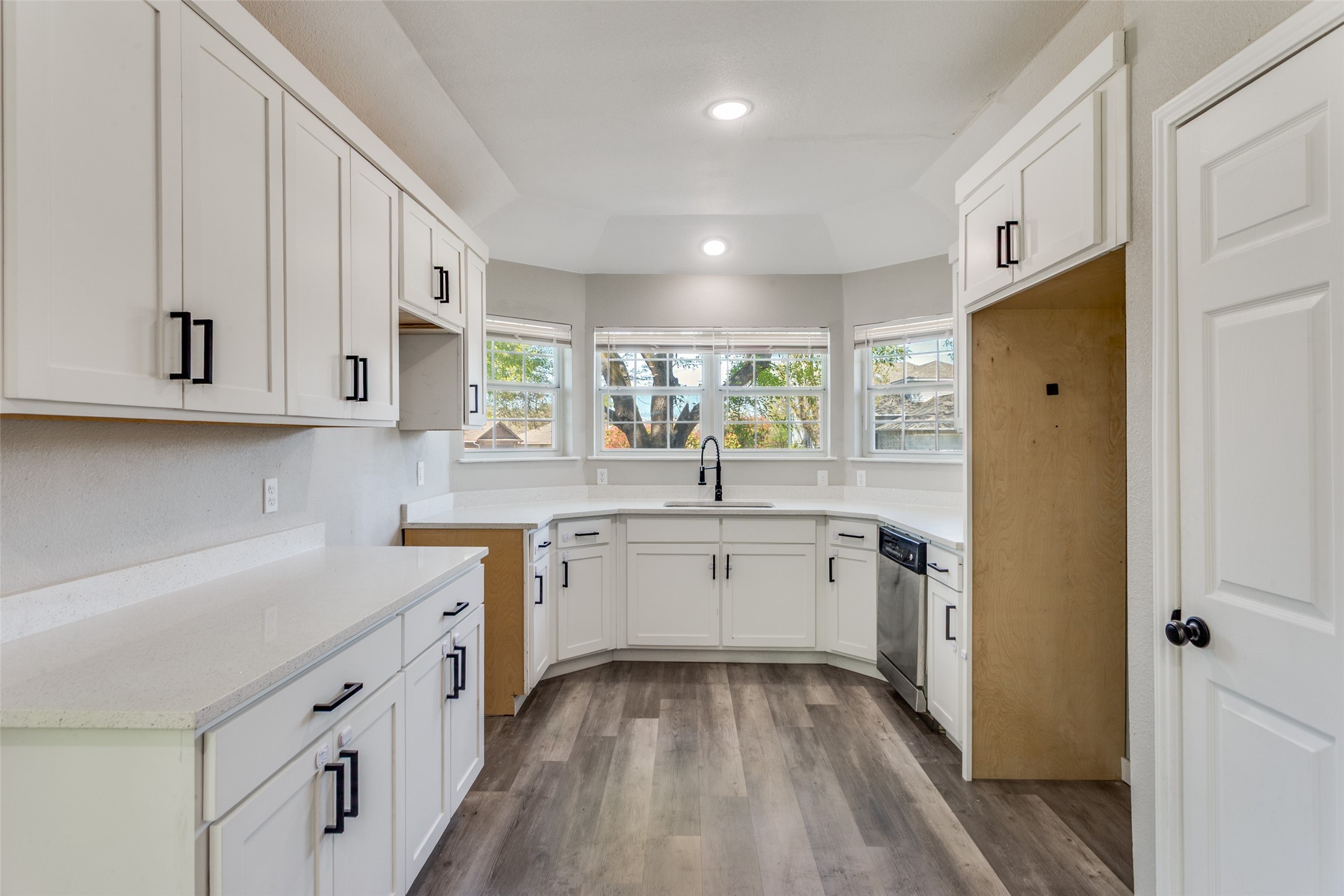 5225 Livermore Drive Arlington TX 76017