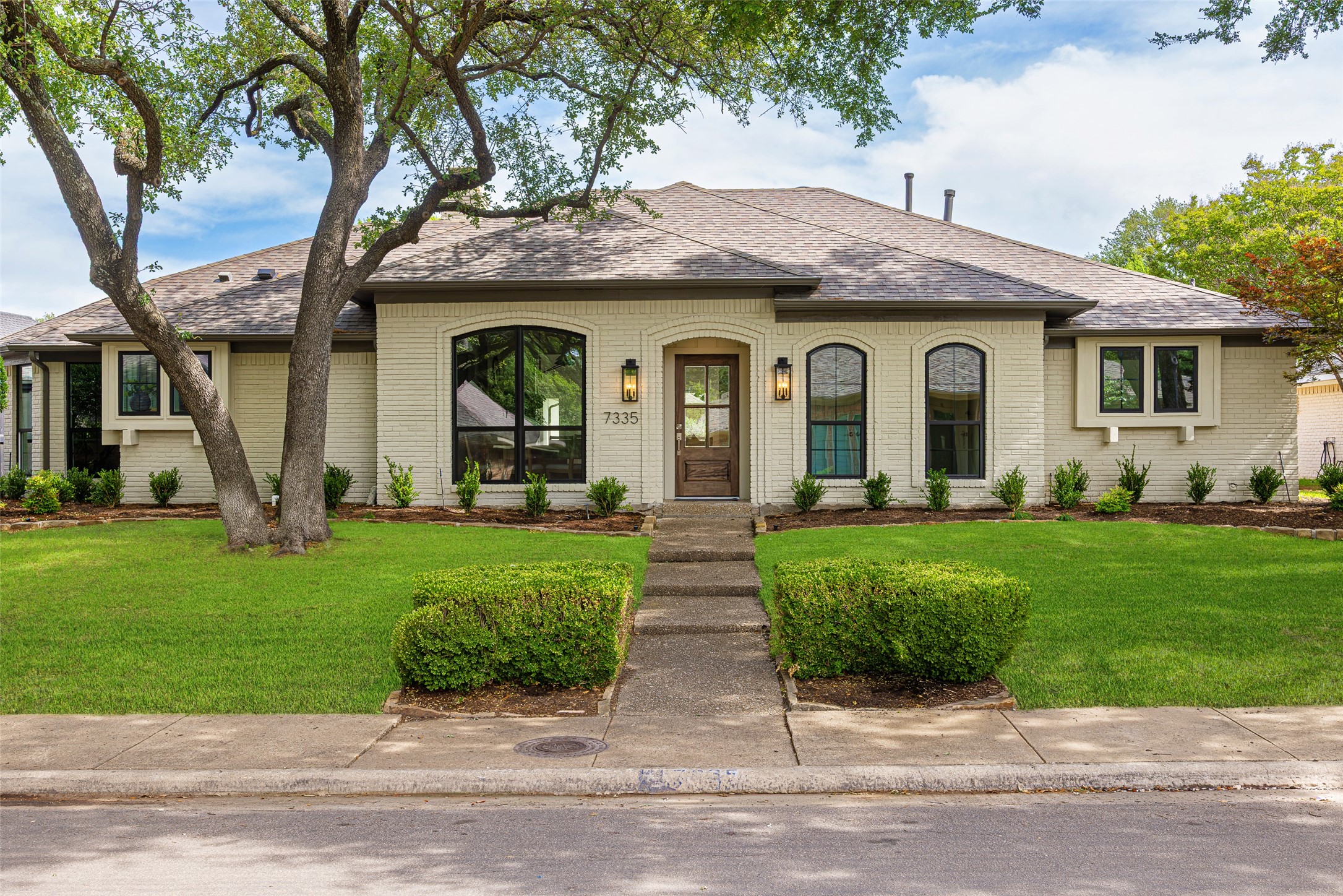 7335 Debbe Drive Dallas TX 75252
