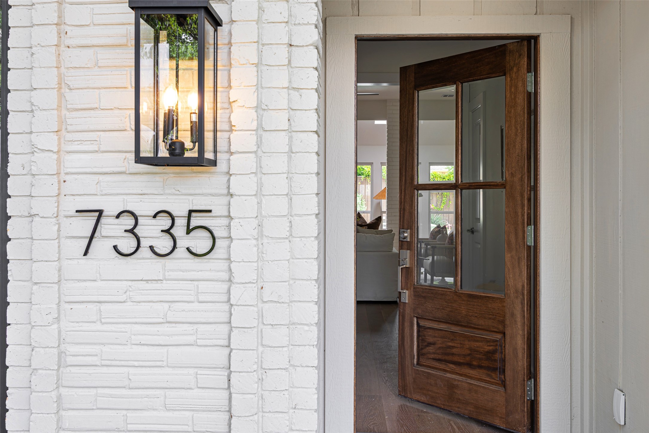 7335 Debbe Drive Dallas TX 75252