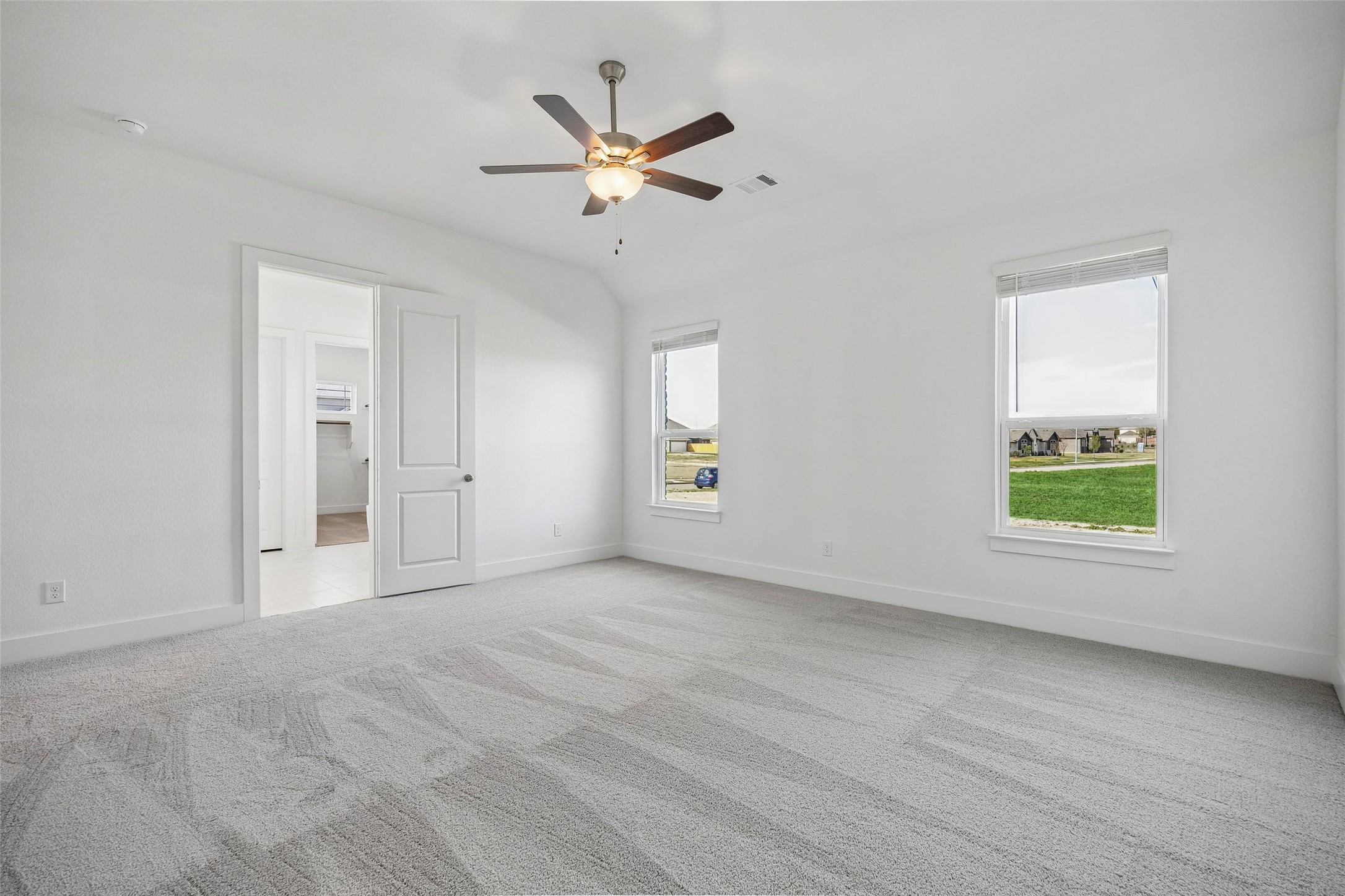 1929 Comanche Drive Desoto TX 75115