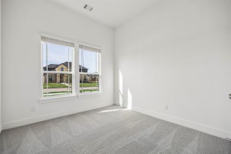 1929 Comanche Drive Desoto TX 75115