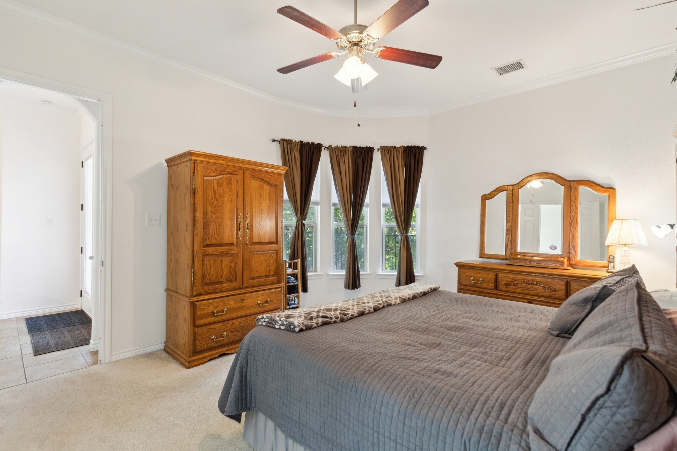2824 Lazy Creek Drive Grand Prairie TX 75052