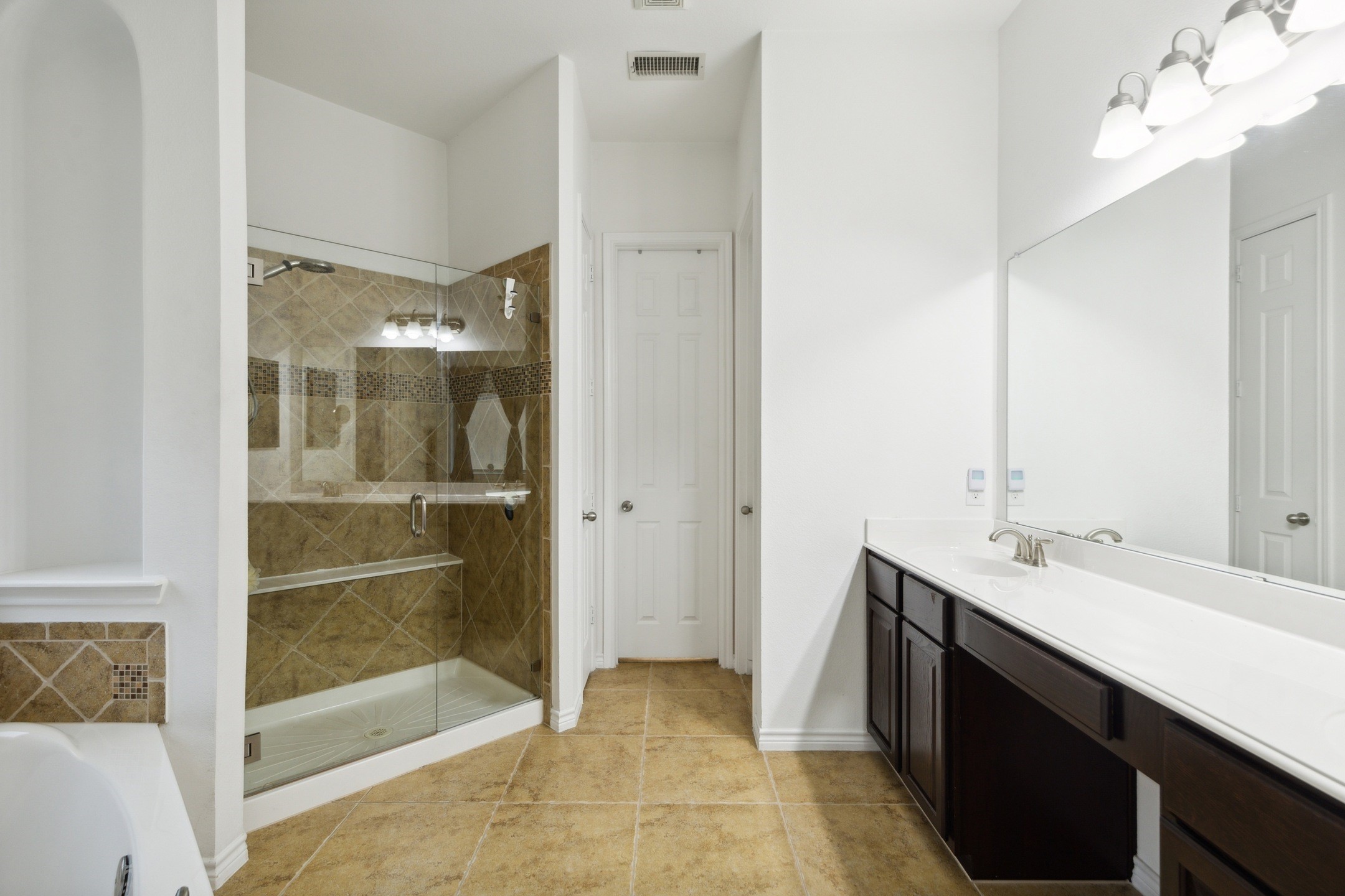 2824 Lazy Creek Drive Grand Prairie TX 75052