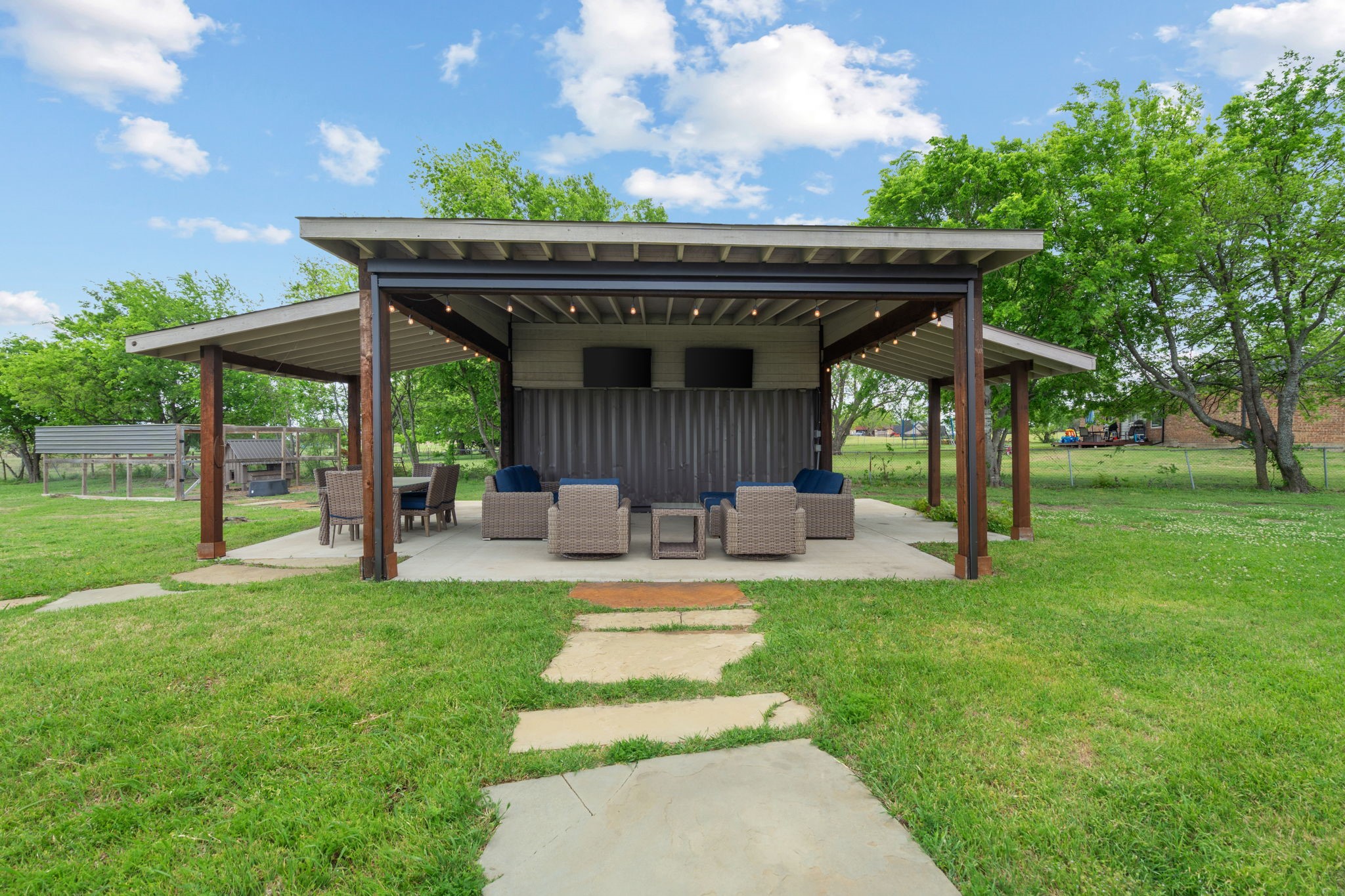 828 Cornelius Road Rockwall TX 75087