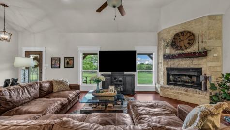 2691 N Fm 730 Decatur TX 76234