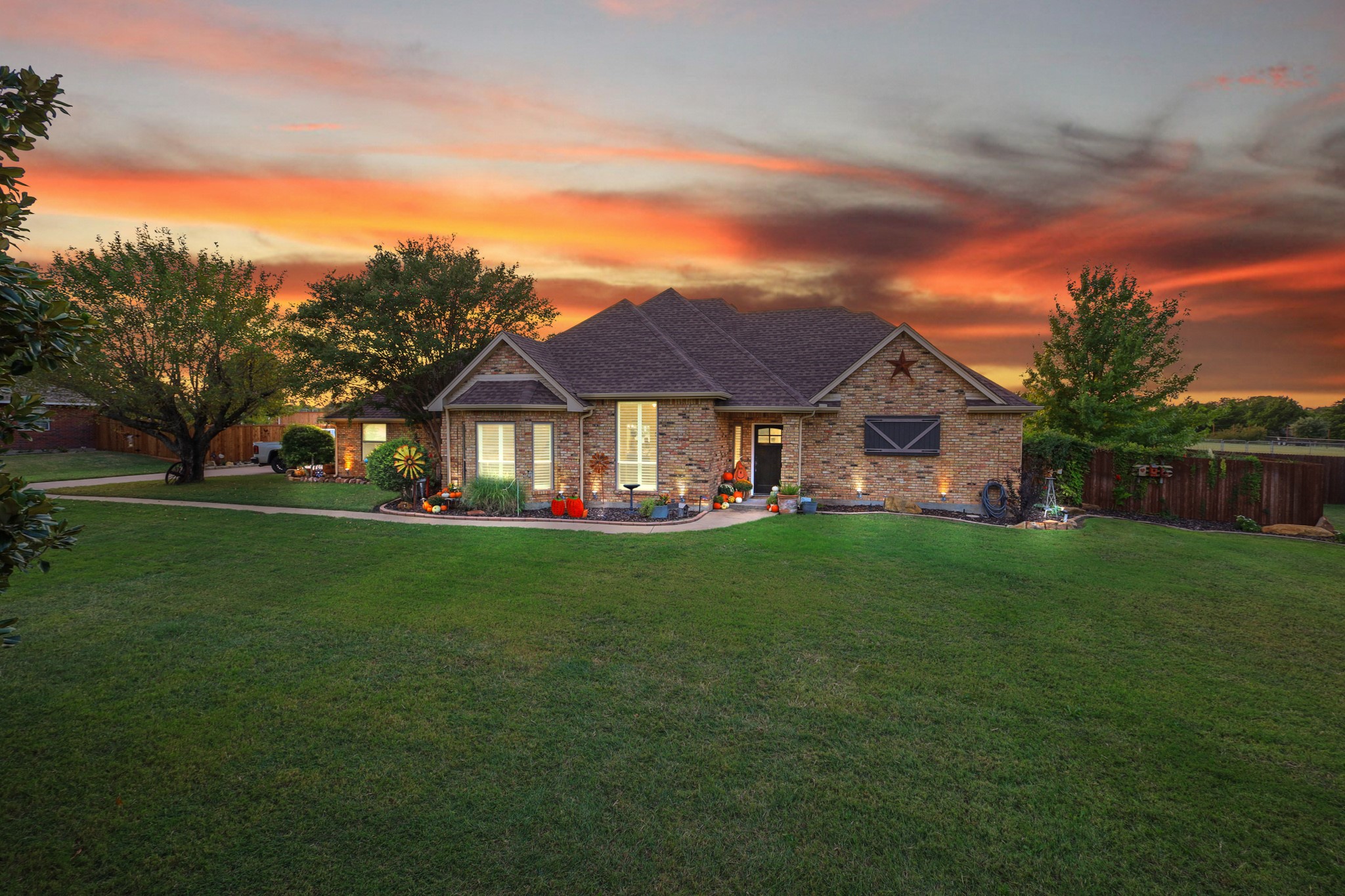 3611 Sudith Lane Midlothian TX 76065