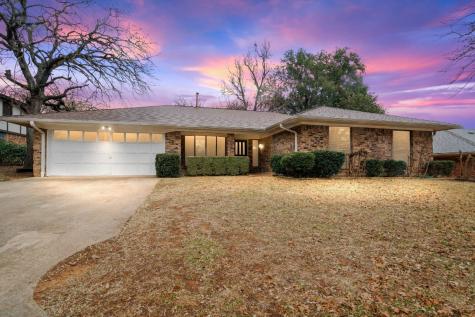 5711 Sagebrush Trail Arlington TX 76017