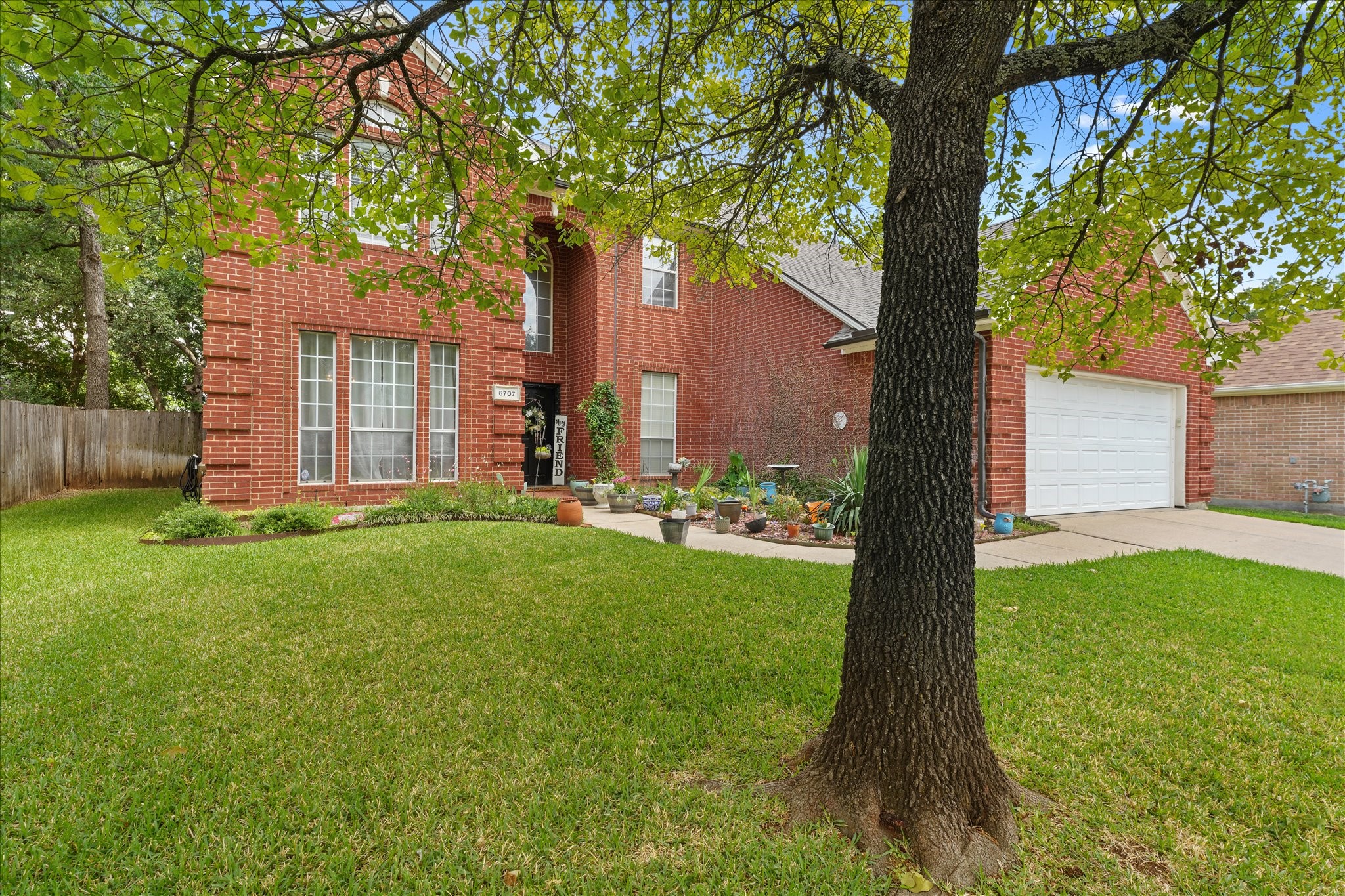 6707 Forest Park Drive Arlington TX 76001