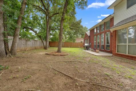 6707 Forest Park Drive Arlington TX 76001