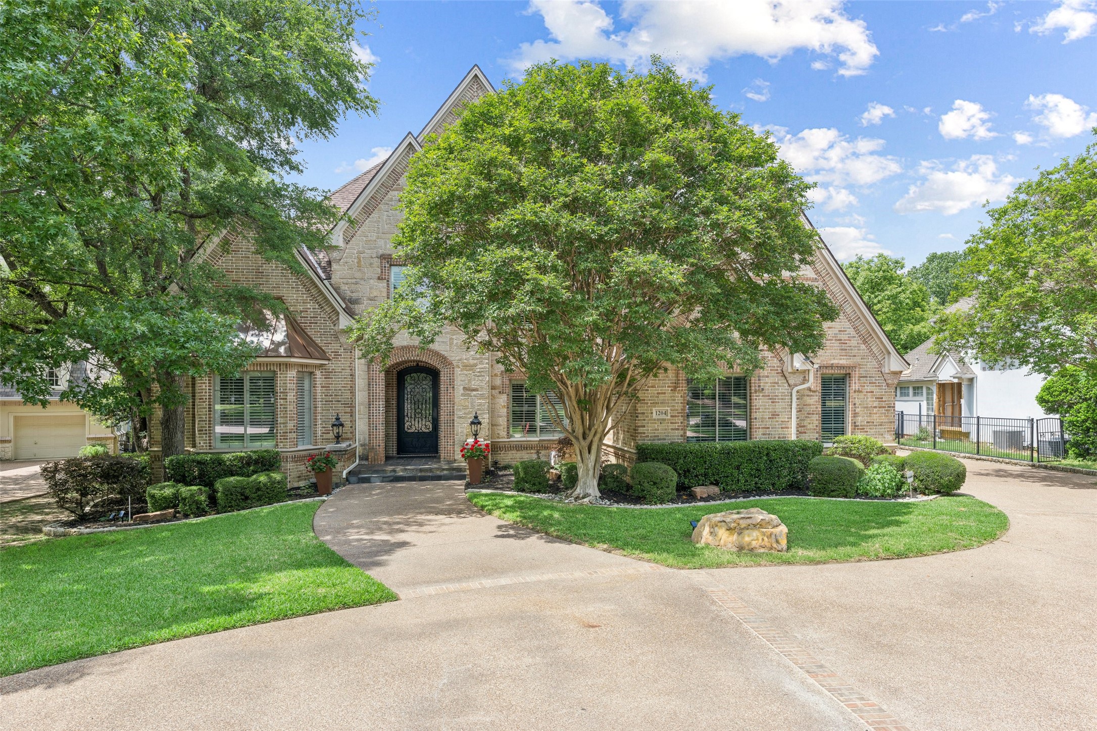 1204 Strathmore Drive Southlake TX 76092