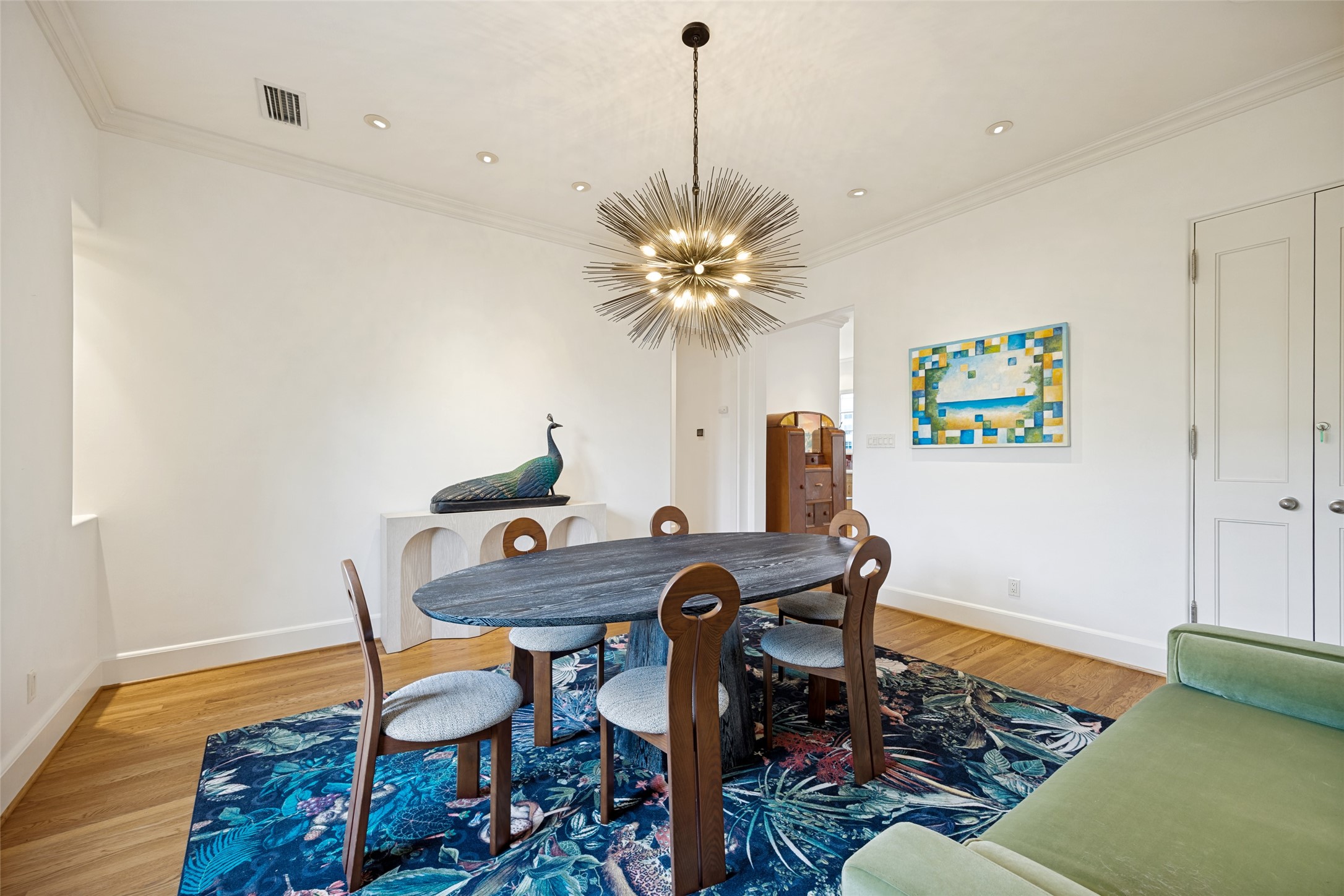 2203 Allen Street Dallas TX 75204