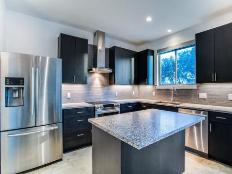 2562 Wedglea Drive Dallas TX 75211