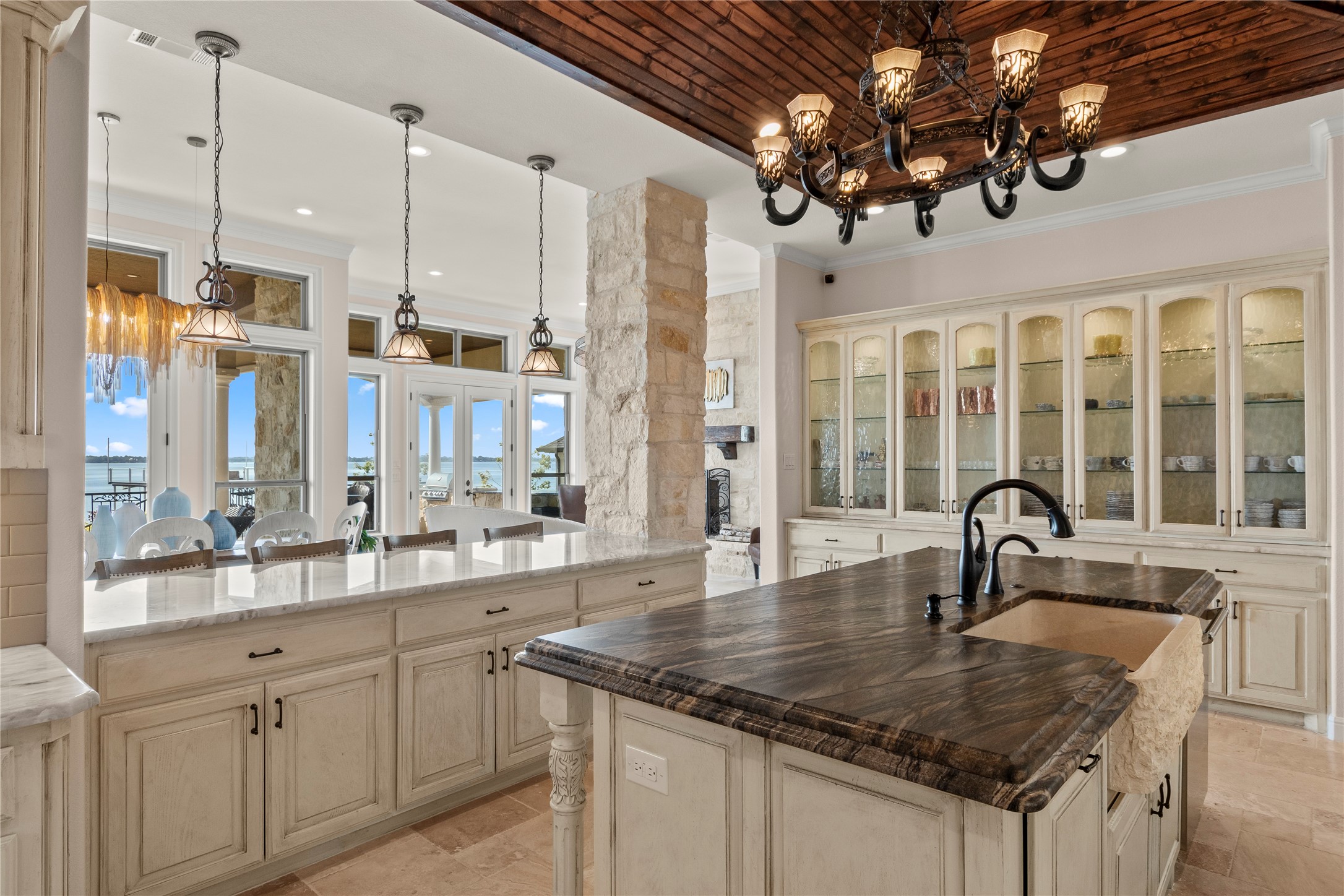 204 Pinnacle Club Place Mabank TX 75156