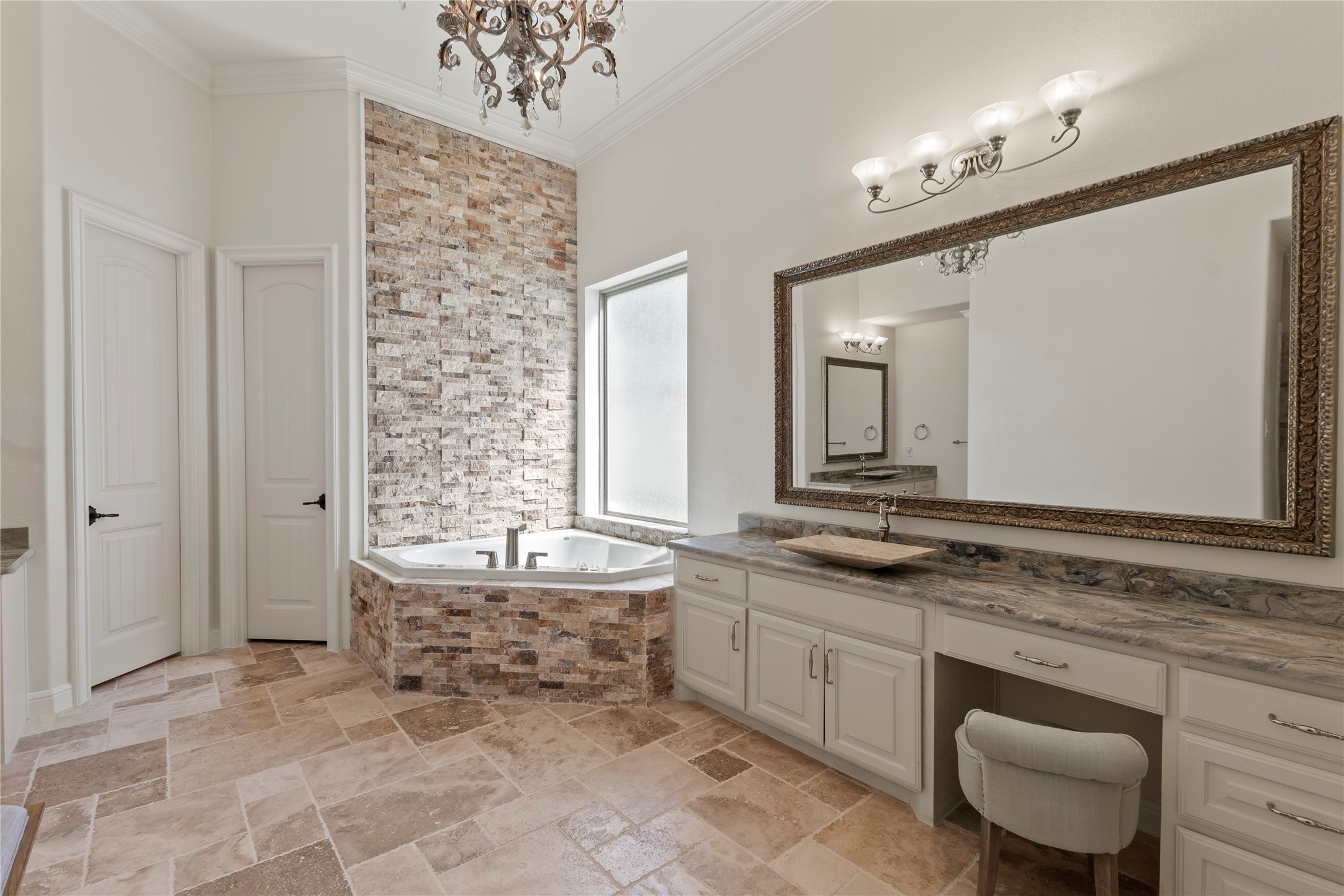 204 Pinnacle Club Place Mabank TX 75156