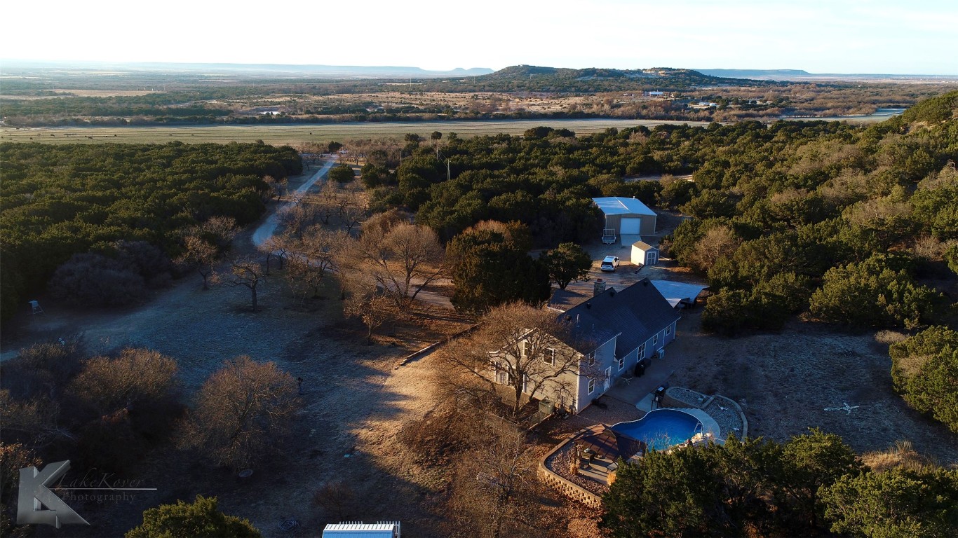 502 County Road 175 Ovalo TX 79541