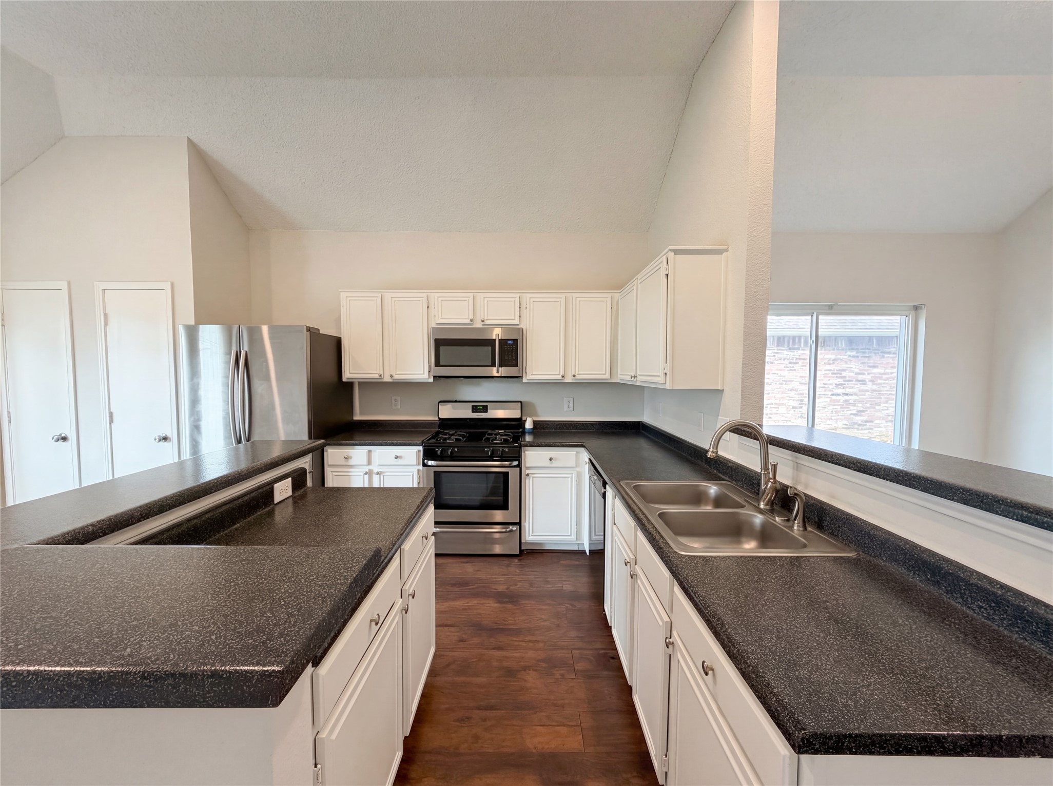 9048 Elbe Trail Fort Worth TX 76118