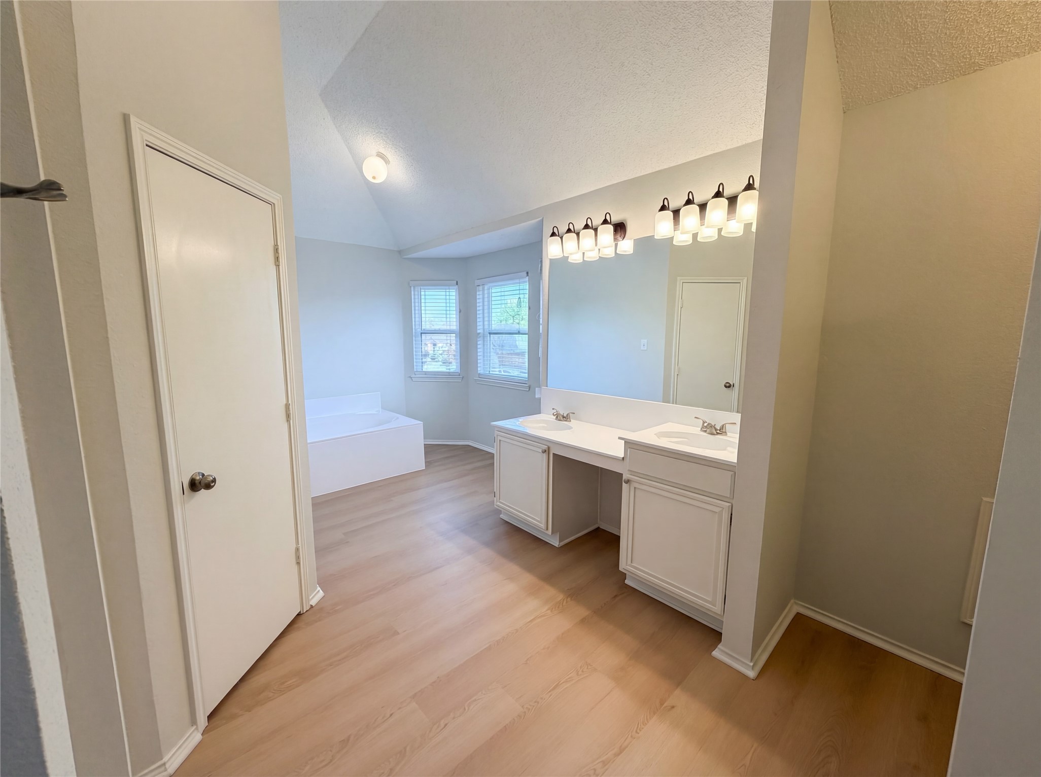 9048 Elbe Trail Fort Worth TX 76118