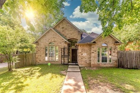 2304 Ben Hur Street Dallas TX 75253