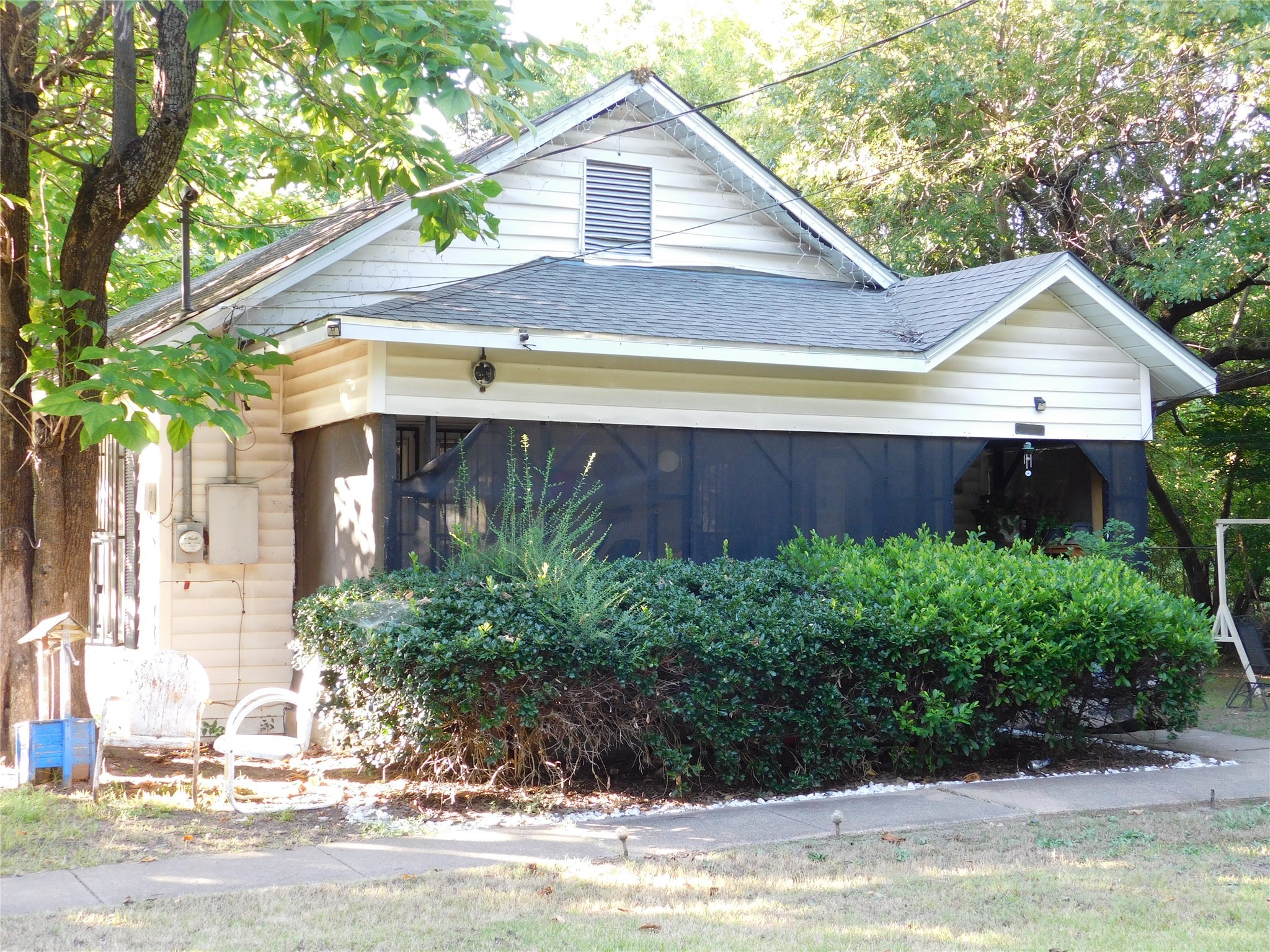 604 Mineral Wells Street Terrell TX 75160