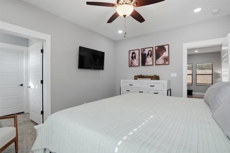 512 W Locust Street Whitewright TX 75491