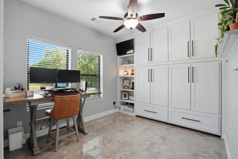 512 W Locust Street Whitewright TX 75491
