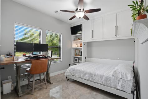 512 W Locust Street Whitewright TX 75491
