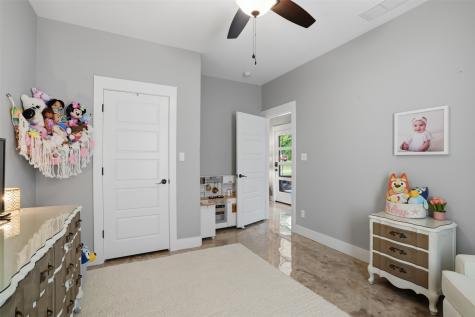 512 W Locust Street Whitewright TX 75491