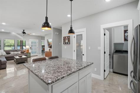 512 W Locust Street Whitewright TX 75491