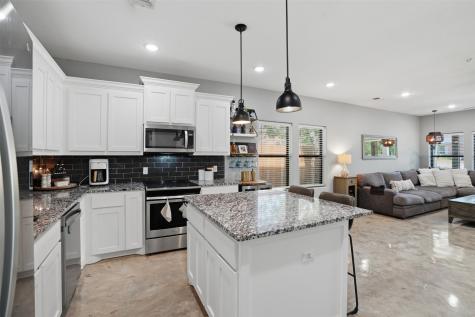512 W Locust Street Whitewright TX 75491