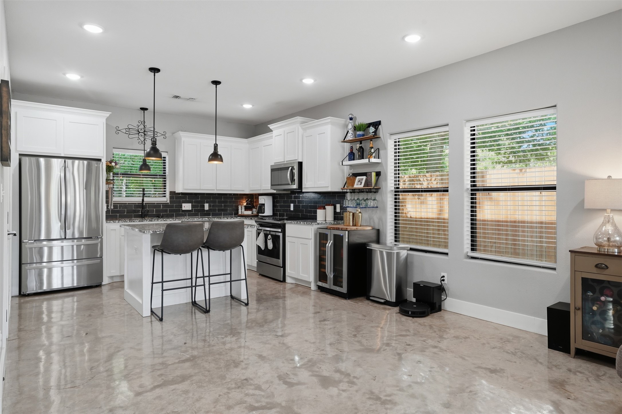 512 W Locust Street Whitewright TX 75491