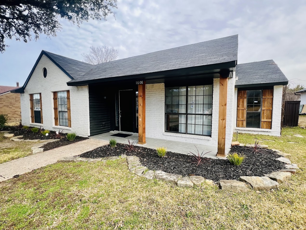 1608 Hutchinson Street Mesquite TX 75150